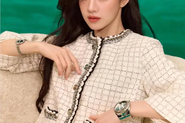 Who Is Go Youn-jung?