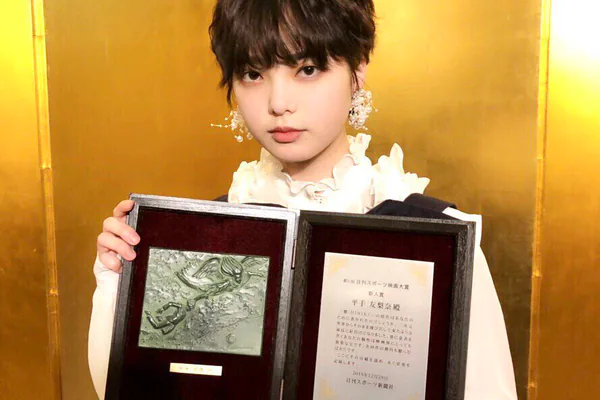 Acting Breakthrough and Recognition for Hibiki