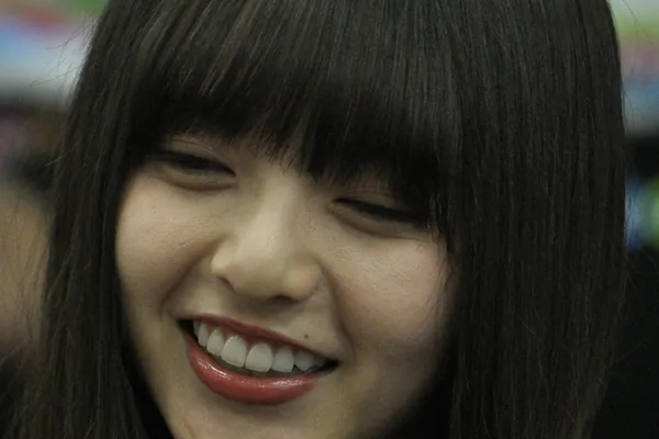 Building a Solo Identity After Nogizaka46