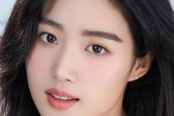 Who Is Lu Yuxiao?