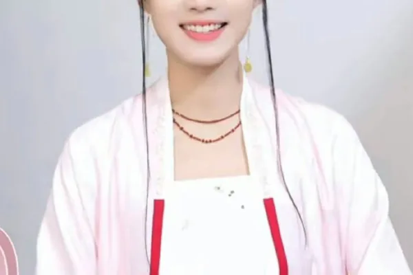 Lu Yuxiao in To Ship Someone